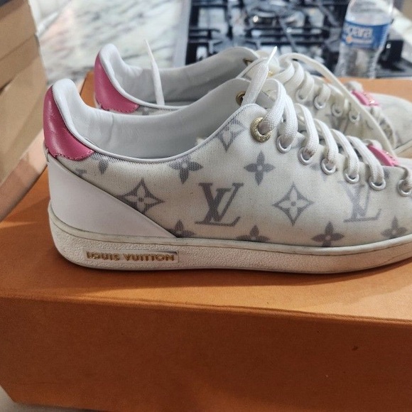 Louis Vuitton Shoes - Louis Vuitton Monogram White and Pink Sneakers
